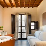 Palazzo Santa Monaca 4* Florence