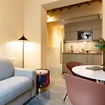 Palazzo Santa Monaca Aparthotel