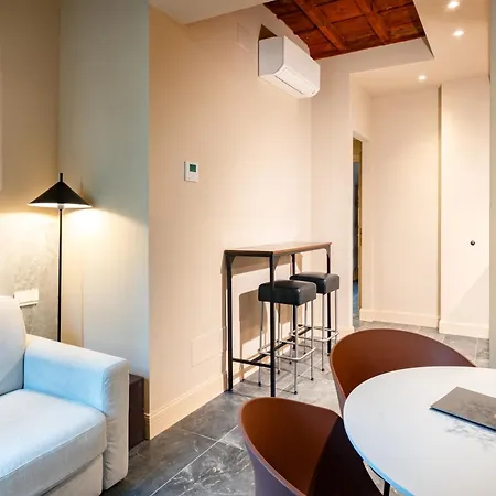Palazzo Santa Monaca Apart Otel Floransa