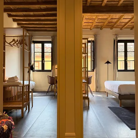 Palazzo Santa Monaca 아파트호텔 4*