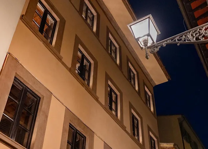 Palazzo Santa Monaca 4* Флоренция