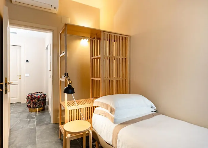 Palazzo Santa Monaca 4*