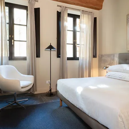 Palazzo Santa Monaca Aparthotel